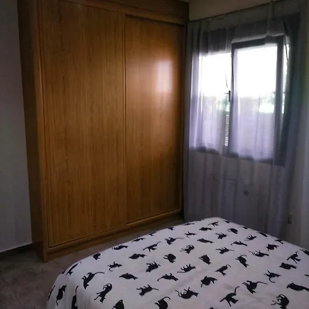 El Gato Negro Holiday home Trefacio